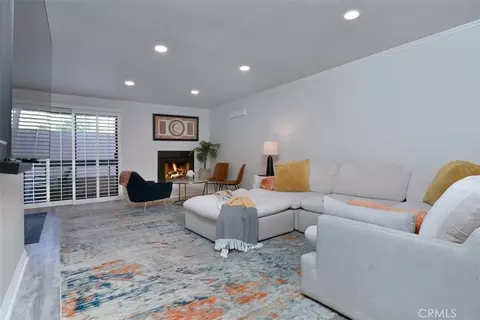 11911 Magnolia Blvd #16, Valley Village, CA 91607