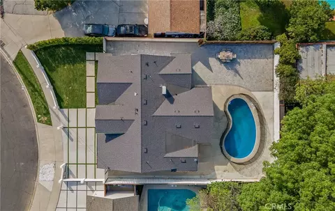 13633 Delano St, Valley Glen, CA 91401