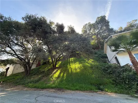 2430 Drury Ln, Glendale, CA 91206