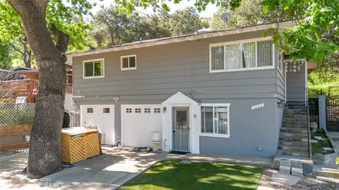 Exterior - 5888 Oak Knls, Simi Valley, CA 93063 photo 3 of 15