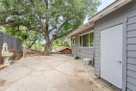 Exterior - 5888 Oak Knls, Simi Valley, CA 93063 photo 14 of 15