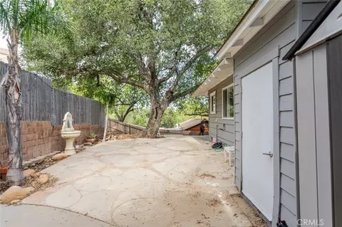 Exterior - 5888 Oak Knls, Simi Valley, CA 93063 photo 13 of 15