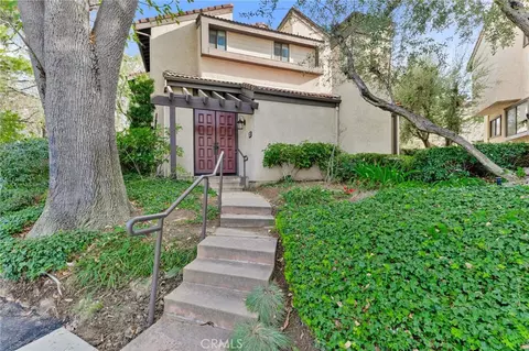 5757 Owensmouth Ave #20, Woodland Hills, CA 91367