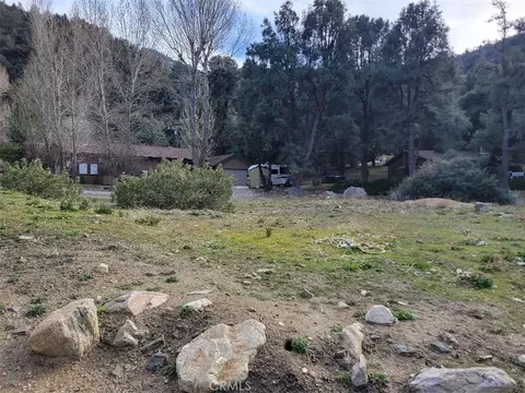 2608 Nadelhorn Pl, Pine Mountain Club, CA 93222