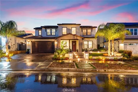 25056 Cypress Blf, Canyon Country, CA 91387