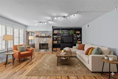 42805 15th W, Lancaster, CA 93534