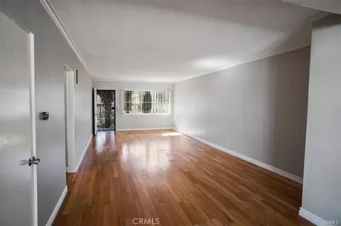 1757 N Normandie Ave #8, Los Angeles, CA 90027