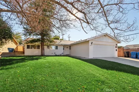 16428 Halsted St, North Hills, CA 91343