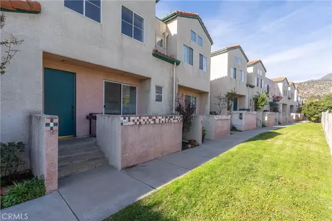 13901 Olive Vw #68, Sylmar, CA 91342