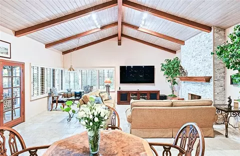 4428 Woodley Ave, Encino, CA 91436