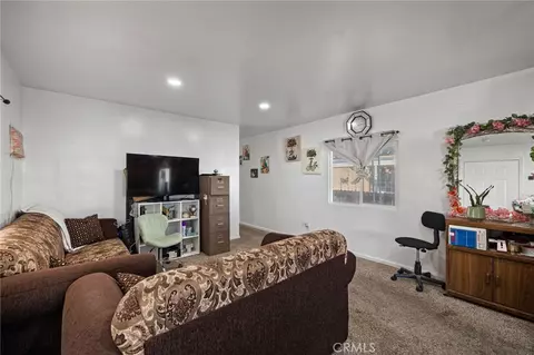 285 Florence Ln, Bakersfield, CA 93308 photo 18