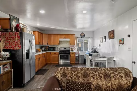 285 Florence Ln, Bakersfield, CA 93308 photo 12