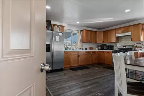 285 Florence Ln, Bakersfield, CA 93308 photo 9