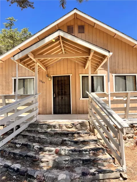 3809 Arroyo Trl, Frazier Park, CA 93225
