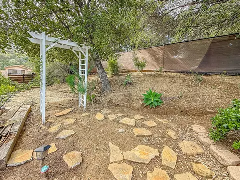 Exterior - 1059 Alta Vis, Simi Valley, CA 93063 photo 5 of 10
