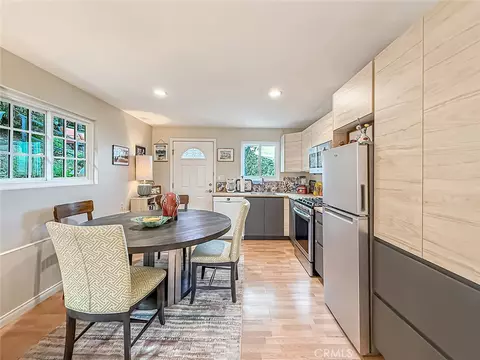 Kitchen - 1059 Alta Vis, Simi Valley, CA 93063 photo 1 of 3