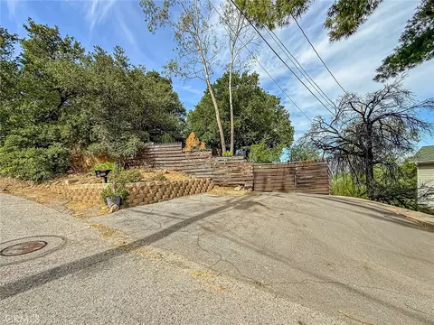 Exterior - 1059 Alta Vis, Simi Valley, CA 93063 photo 9 of 10
