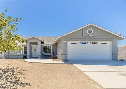 2711 28th St W, Rosamond, CA 93560