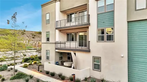 26958 Sandbar Willow Pl #205, Valencia, CA 91355