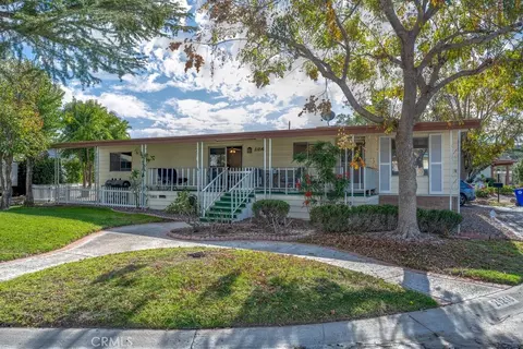 21216 Blue Curl Way # 212, Canyon Country, CA 91351