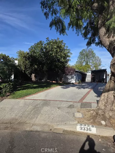 9336 Sophia, North Hills, CA 91343