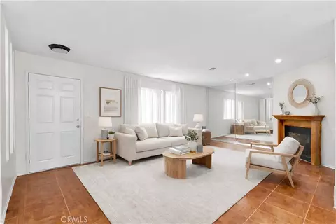 1716 W 146th St #2, Gardena, CA 90247