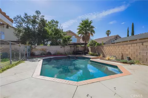 Exterior - 40514 Aster Pl, Palmdale, CA 93551 photo 5 of 5