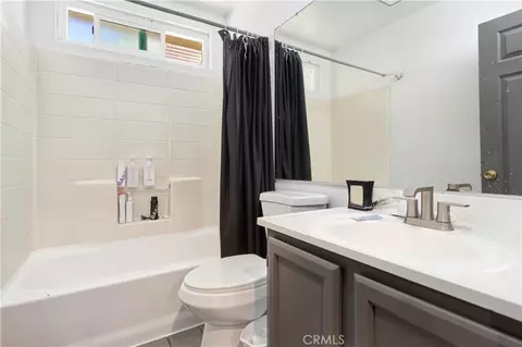Bath - 40514 Aster Pl, Palmdale, CA 93551 photo 1 of 2