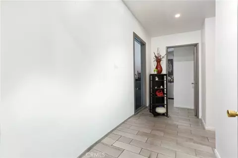 Entry Way - 40514 Aster Pl, Palmdale, CA 93551 photo 2 of 2