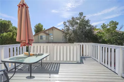 Exterior - 40514 Aster Pl, Palmdale, CA 93551 photo 4 of 5
