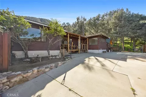 209 End, Frazier Park, CA 93225