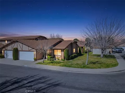 43920 Bobby Jones #20, Lancaster, CA 93536