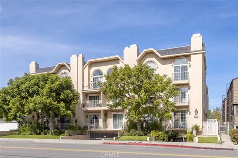 11445 Moorpark St #1, Studio City, CA 91602