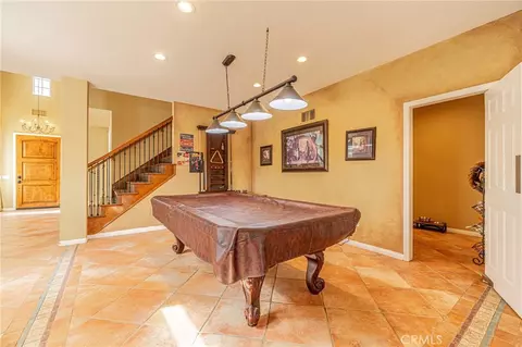 Entry Way - 574 Oak Tree Ct, Simi Valley, CA 93065 photo 4 of 6