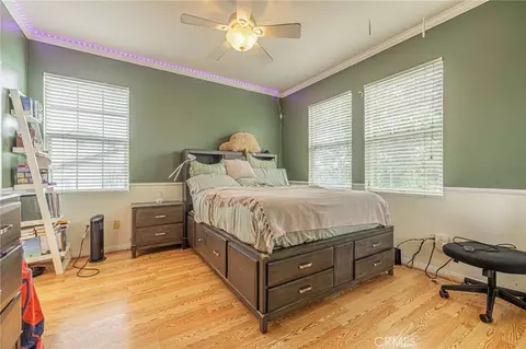 Bedroom - 574 Oak Tree Ct, Simi Valley, CA 93065 photo 3 of 4
