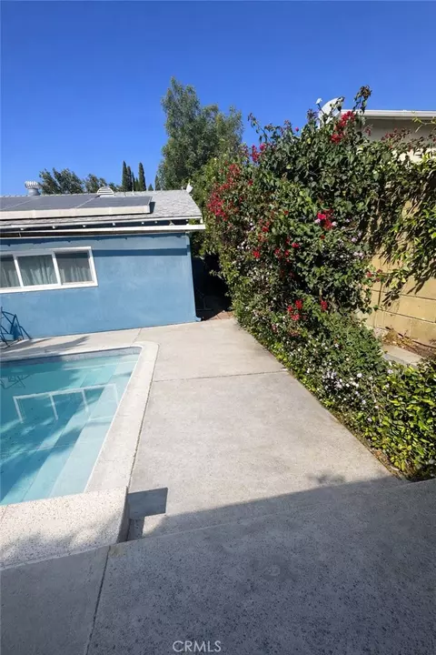 Exterior - 2410 N Justin, Simi Valley, CA 93065 photo 2 of 4