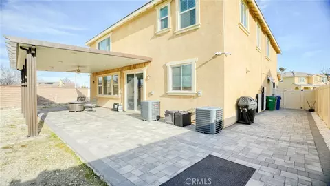 Exterior - 4727 W Vahan Ct, Lancaster, CA 93536 photo 9 of 11