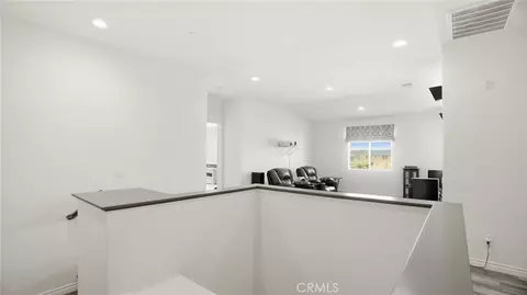 Entry Way - 4727 W Vahan Ct, Lancaster, CA 93536 photo 10 of 13