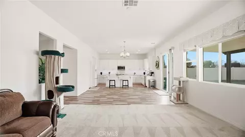 Entry Way - 4727 W Vahan Ct, Lancaster, CA 93536 photo 3 of 13
