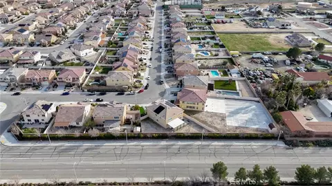 View/Area - 4727 W Vahan Ct, Lancaster, CA 93536 photo 8 of 8