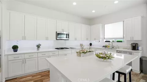 Kitchen - 4727 W Vahan Ct, Lancaster, CA 93536 photo 2 of 3