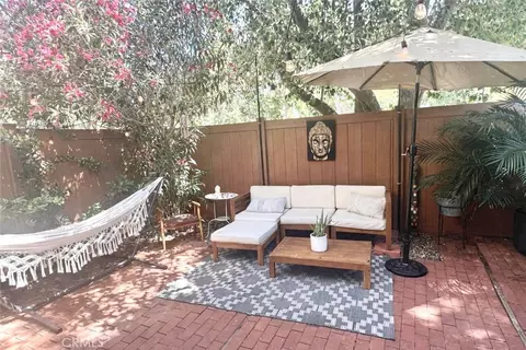 27511 Endeavor St, Agoura Hills, CA 91301