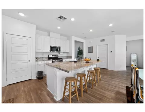 Kitchen - 1653 Capri, Beaumont, CA 92223 photo 2 of 2