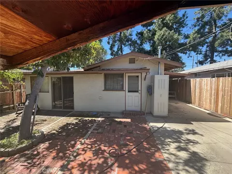 Exterior - 494 Avocado Ave, Pasadena, CA 91107 photo 2 of 8