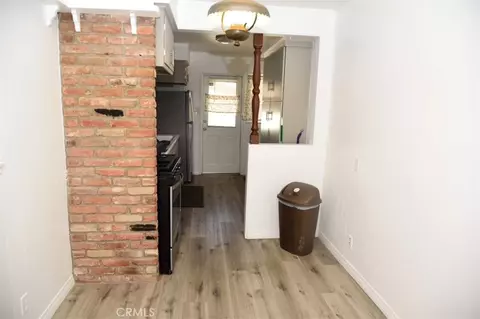 Entry Way - 494 Avocado Ave, Pasadena, CA 91107 photo 2 of 2