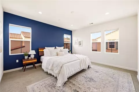 Bedroom - 1625 Range Rd, Oxnard, CA 93036 photo 2 of 4