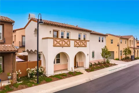 Exterior - 1625 Range Rd, Oxnard, CA 93036 photo 6 of 9