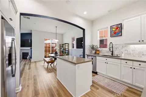 Entry Way - 1625 Range Rd, Oxnard, CA 93036 photo 5 of 9