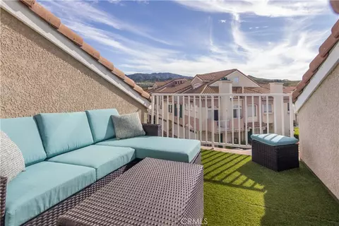 27006 Karns Ct #61305, Canyon Country, CA 91387