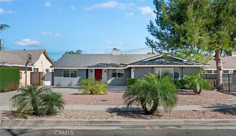 16615 Calahan St, North Hills, CA 91343